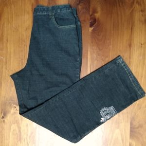 Quacker Factory Straight Leg Jeans w/Comfort Waist and Crown Embellishment NWOT